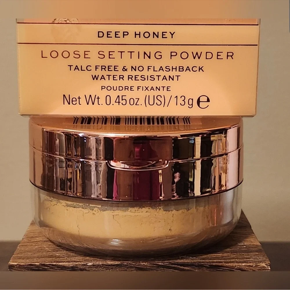 Makeup Revolution Conceal & Fix Loose Setting Powder Deep Honey 0.45oz New